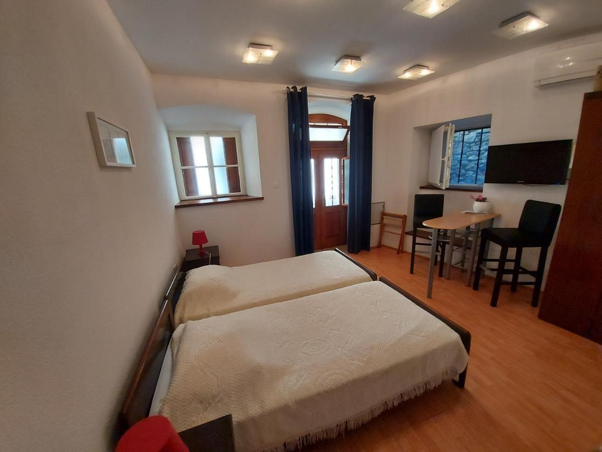 Guesthouse Boris Labin  Kültér fotó